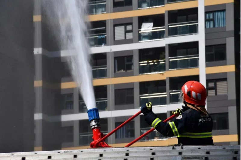 ベトナム公安省消防局・消火作業